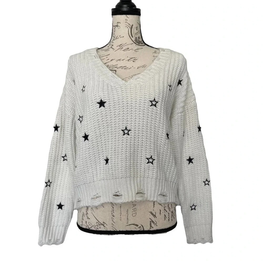 Hem & Thread Sweater Women S White Star Print Distressed Chunky Knit Celestial